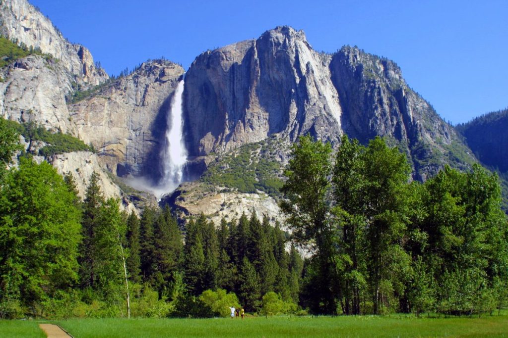 U.S. to Charge International Tourists $100 to Visit National Parks