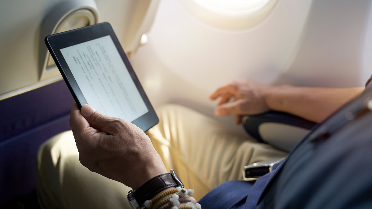 Why you should keep your Kindle in airplane mode – even when you’re not flying