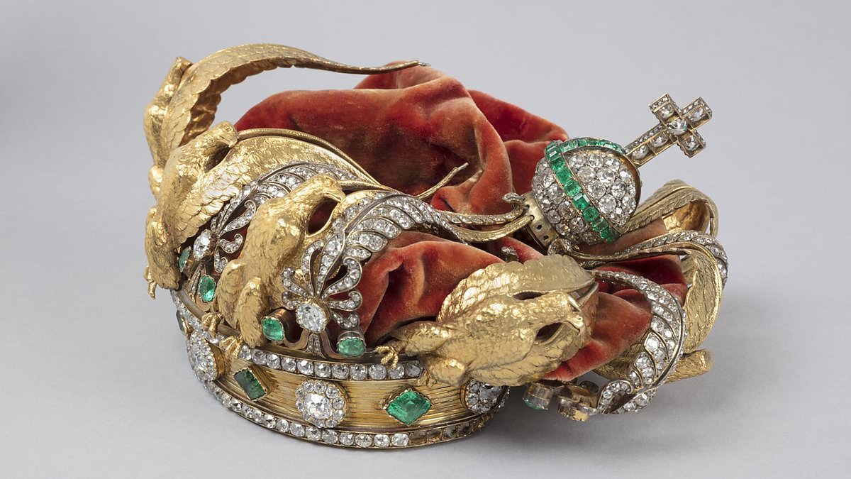 Louvre releases images of crown damaged in heist – but says it will be repaired