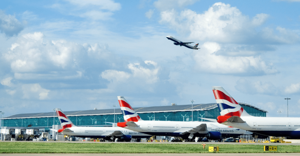 Heathrow’s Flight Emissions Have Dropped 7%, Third Runway Closer Than Ever