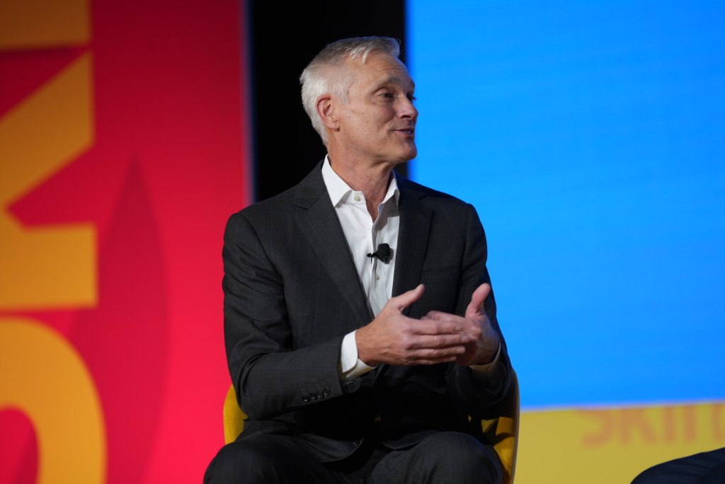 American Airlines Sees More Premium Demand, but Expects Fuel Prices to Hit Profits