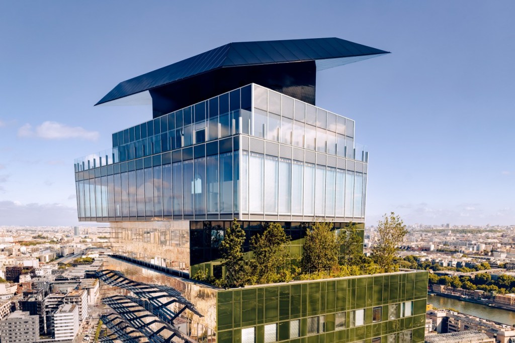 When Sustainability and Hospitality Performance Go Hand in Hand 